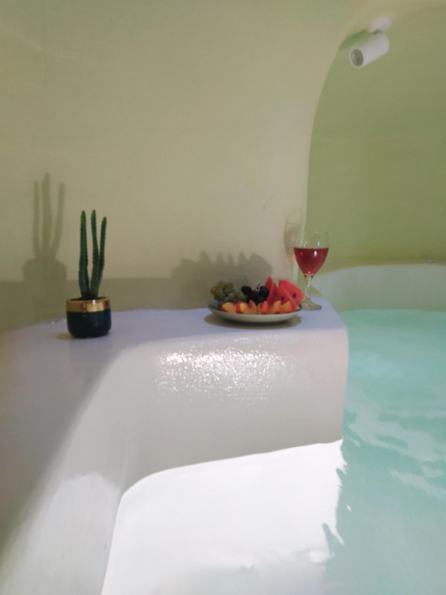 Santorini Oasis- Cave House Fira (Santorini) Exterior foto