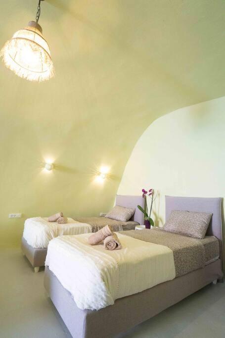 Santorini Oasis- Cave House Fira (Santorini) Exterior foto