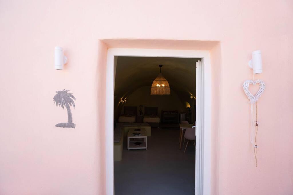 Santorini Oasis- Cave House Fira (Santorini) Exterior foto